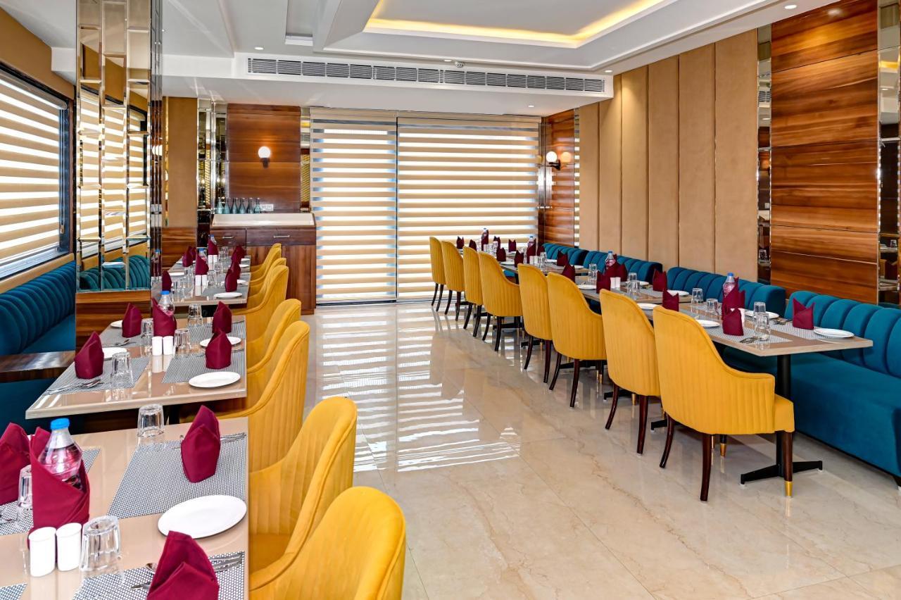 Hotel Classio Royale Amritsar Exterior foto