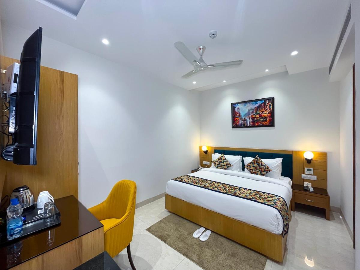 Hotel Classio Royale Amritsar Exterior foto