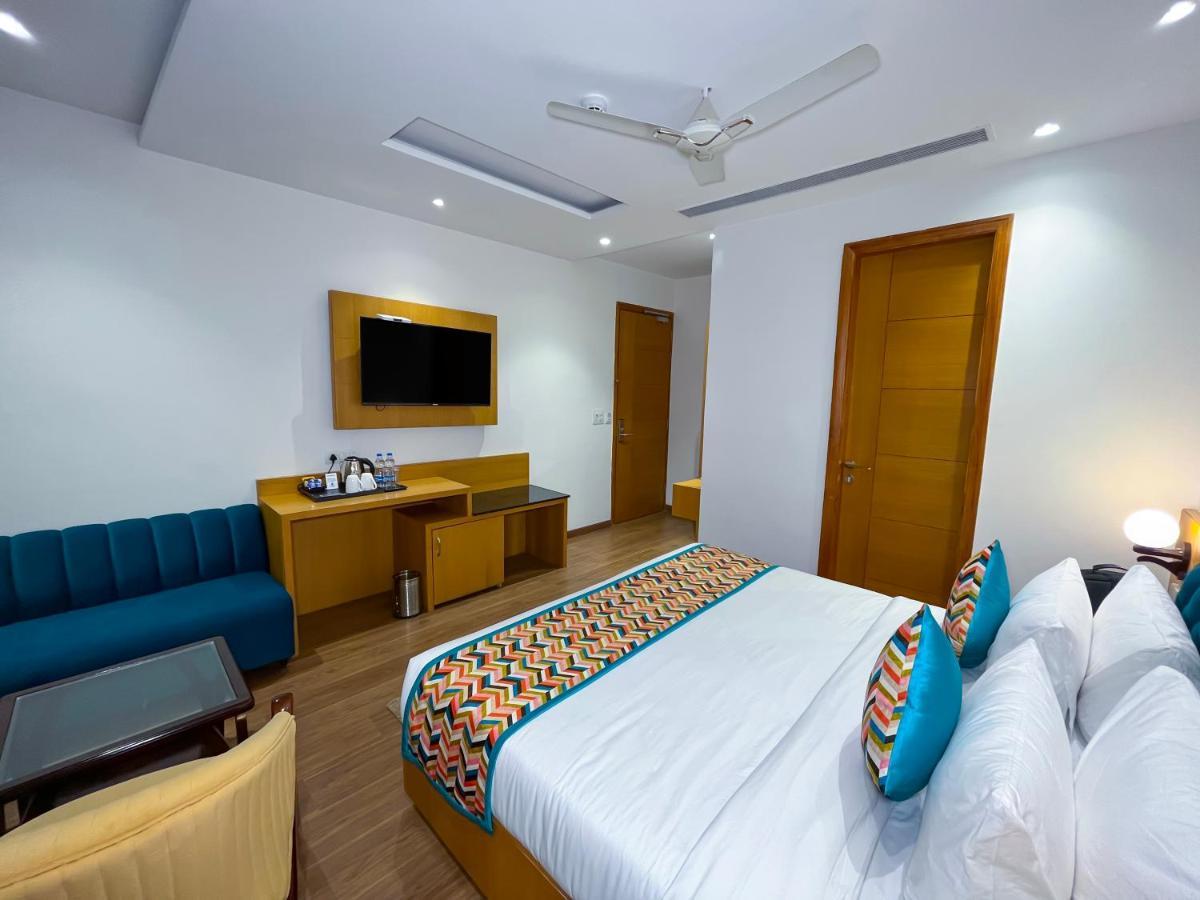 Hotel Classio Royale Amritsar Exterior foto